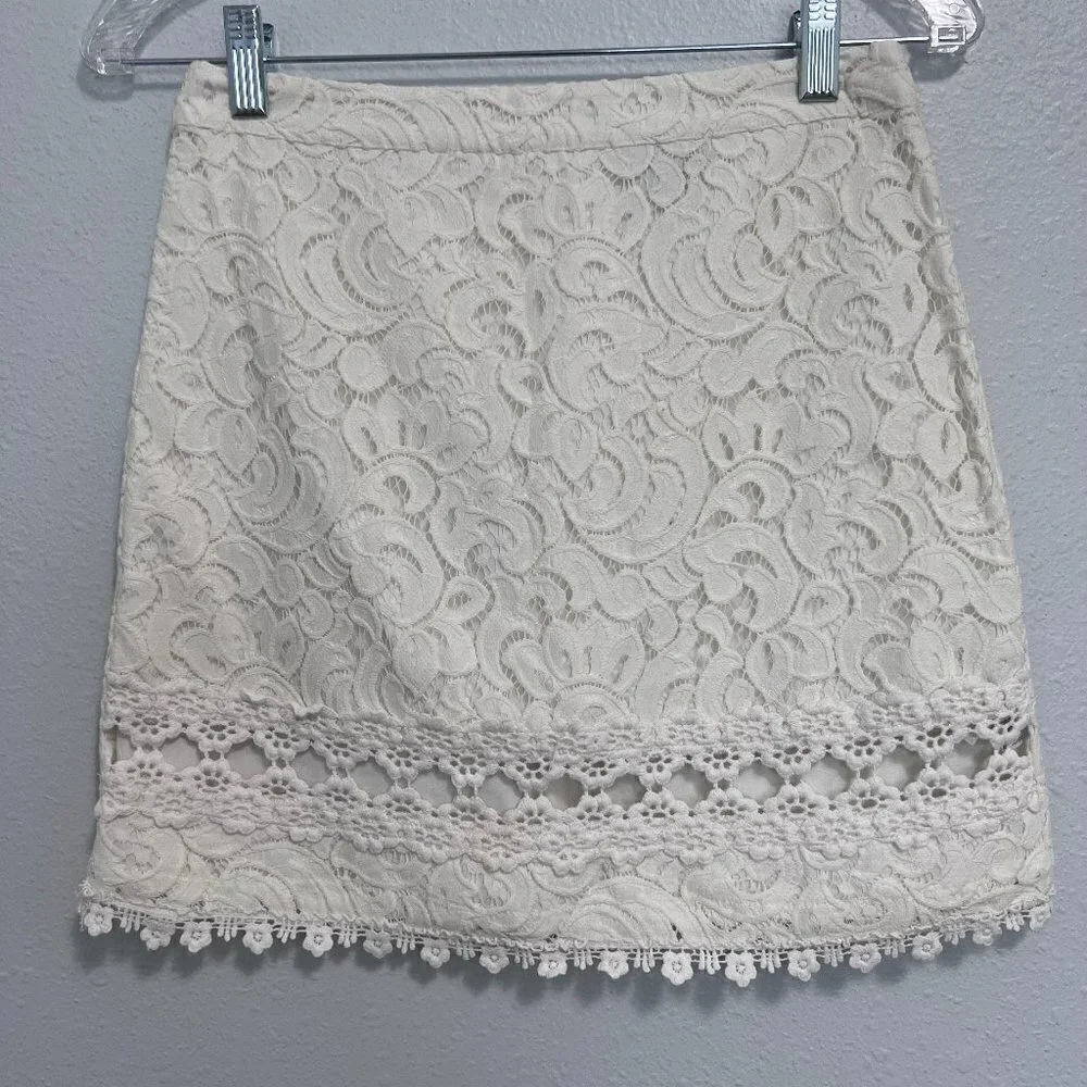 Topshop Cream Lace Skirt - Picture 1 of 6